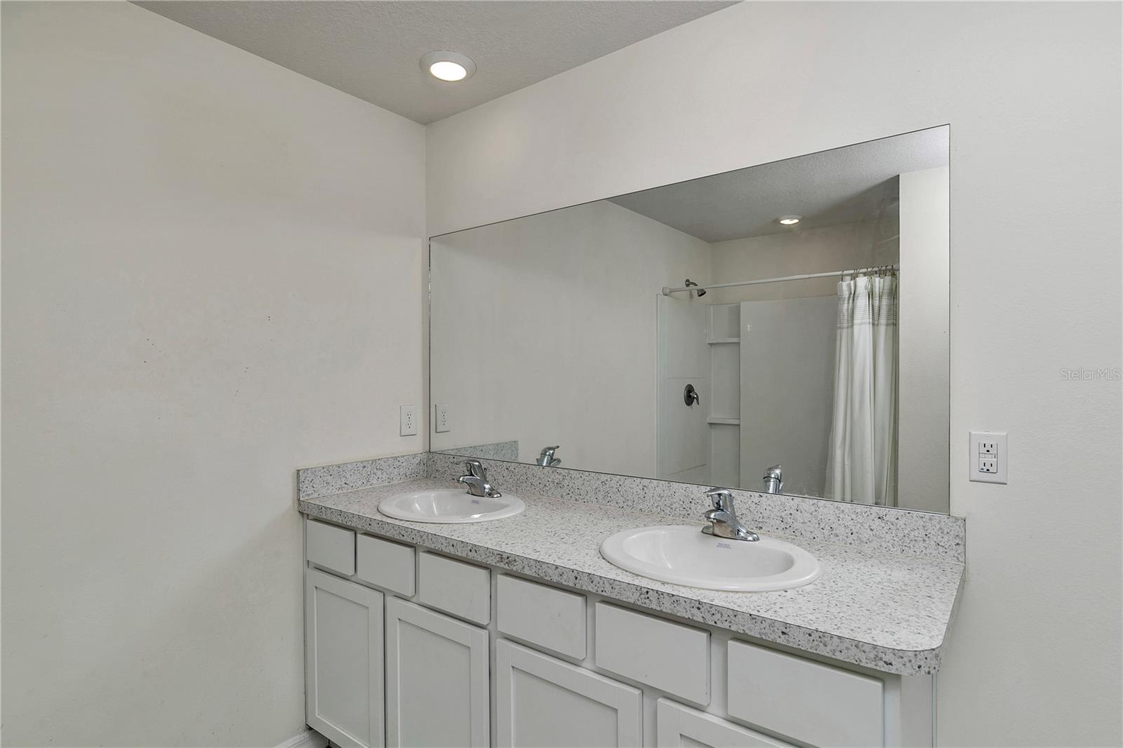 GREYSTONE HILLS PH ONE - Residential