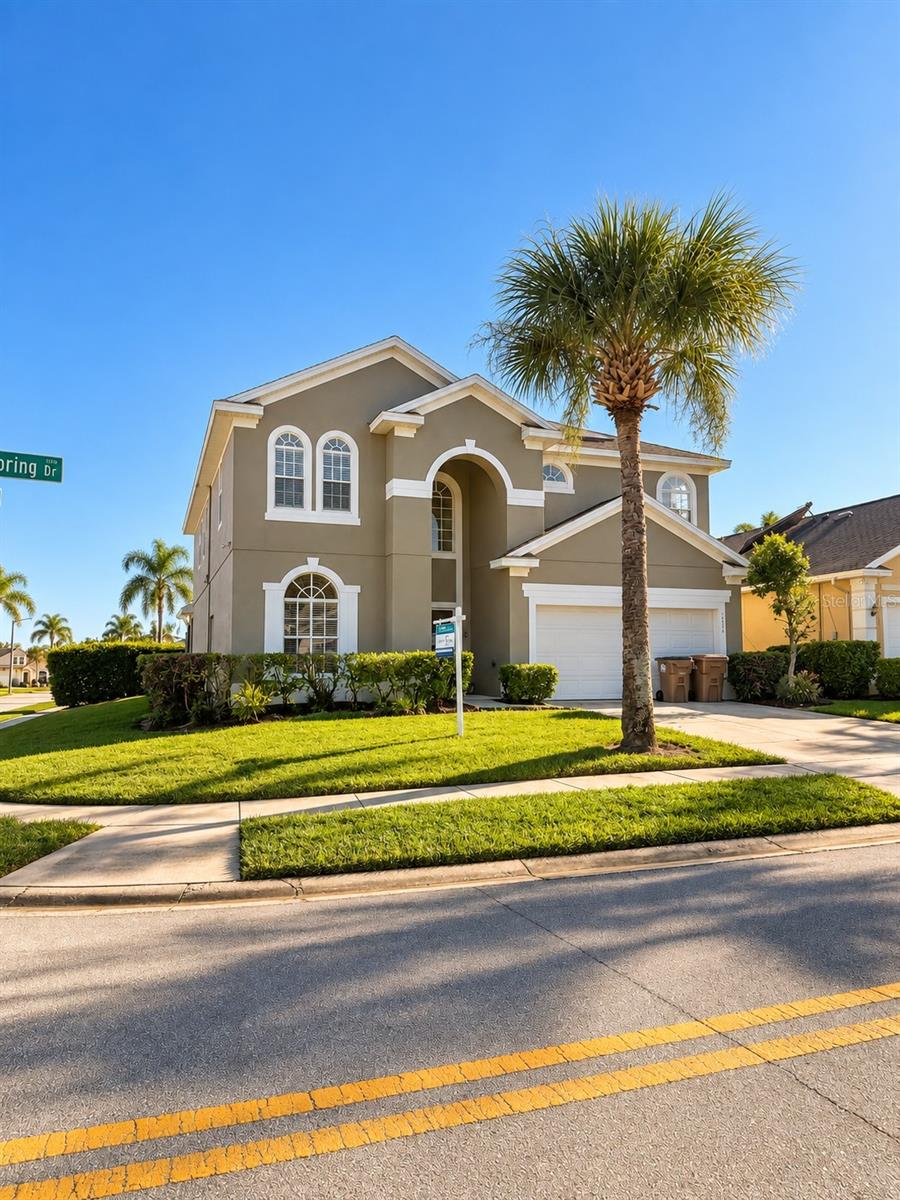 Photo of 16656 Palm Spring Drive, Clermont, FL 34714 (MLS # K4903779)