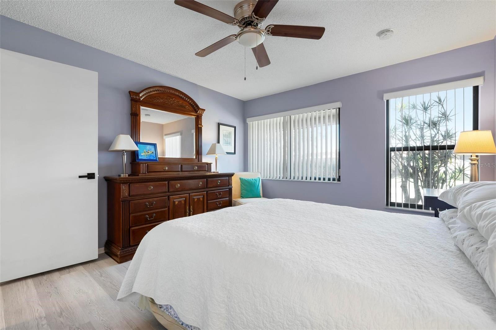 PALMA SOLA HARBOUR SEC 5 - Residential