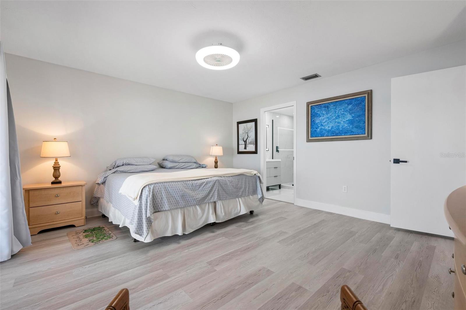 PALMA SOLA HARBOUR SEC 5 - Residential