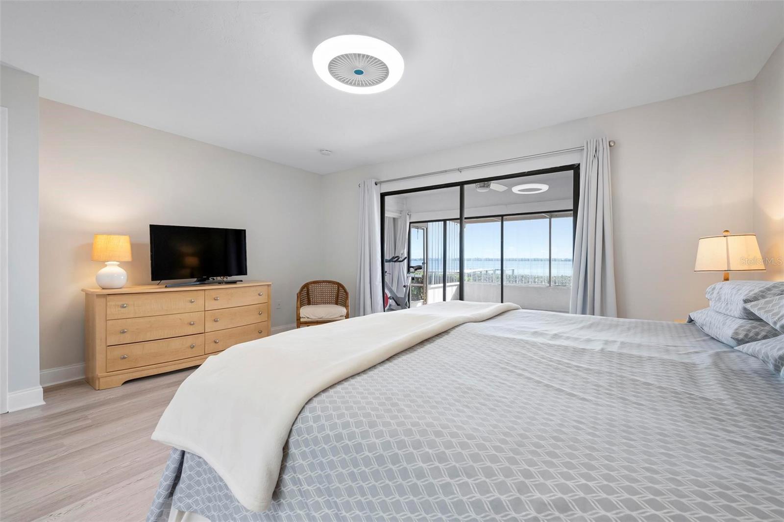 PALMA SOLA HARBOUR SEC 5 - Residential