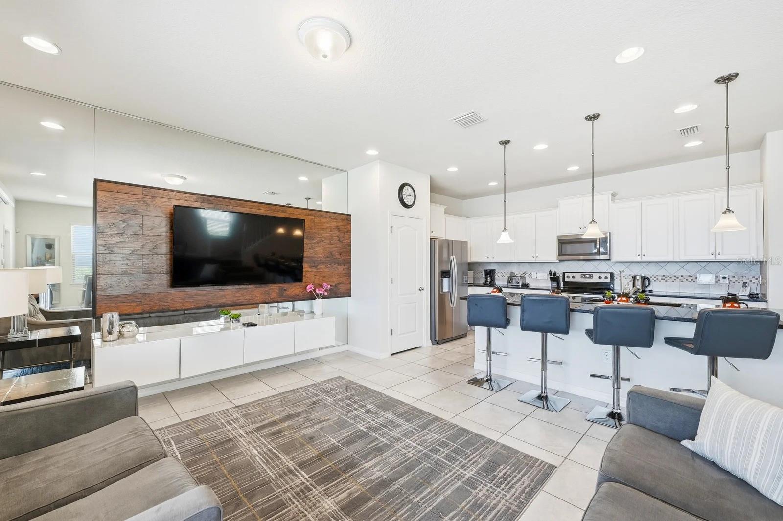 8866 GENEVE COURT