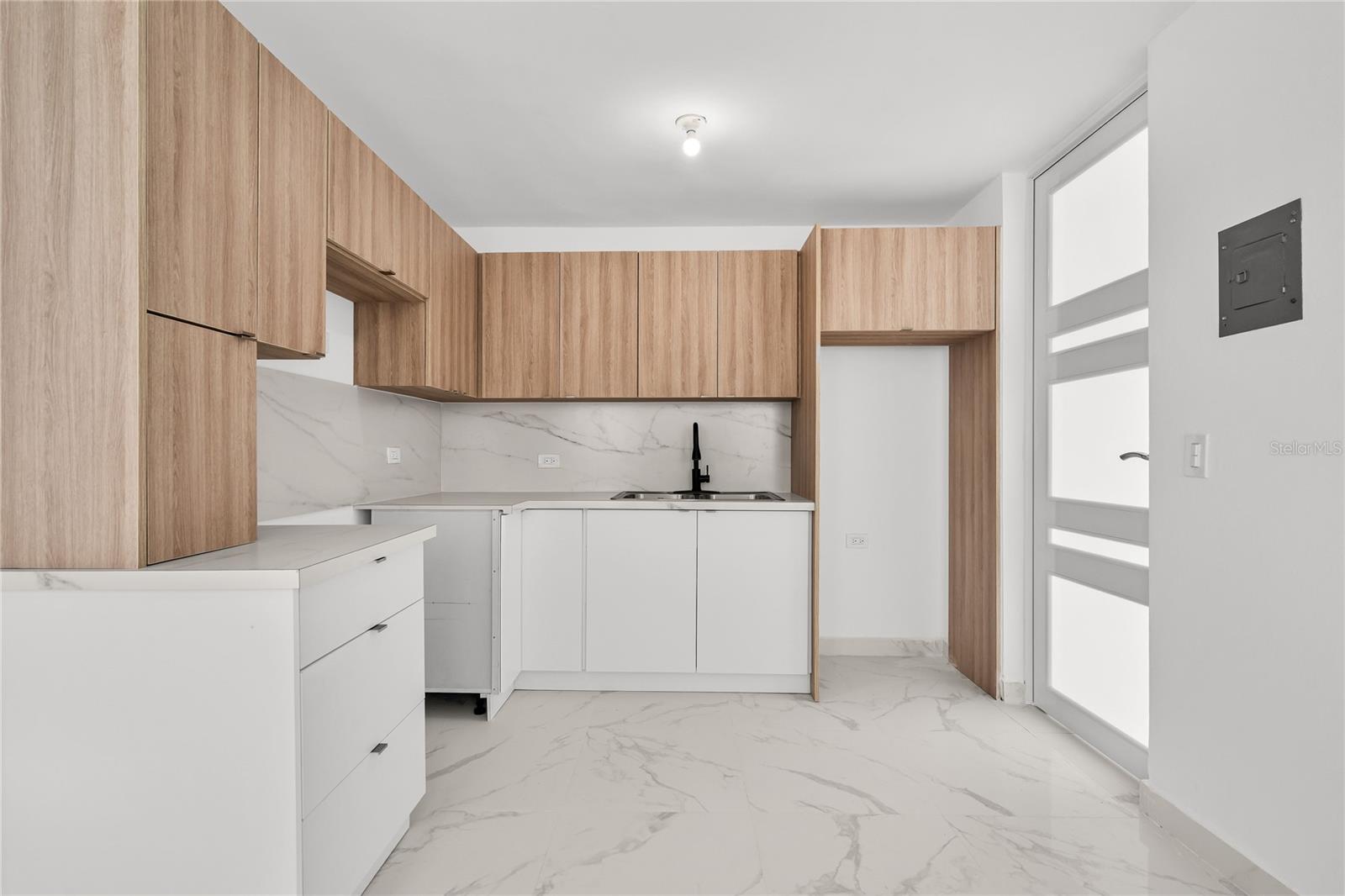 URB FAIR VIEW - Residential