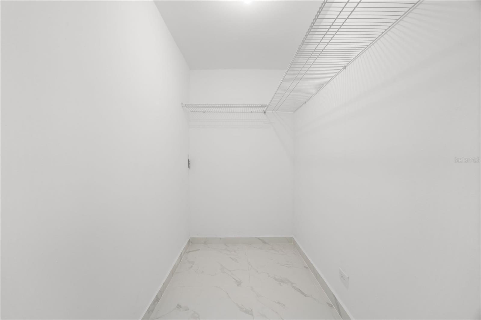 URB FAIR VIEW - Residential