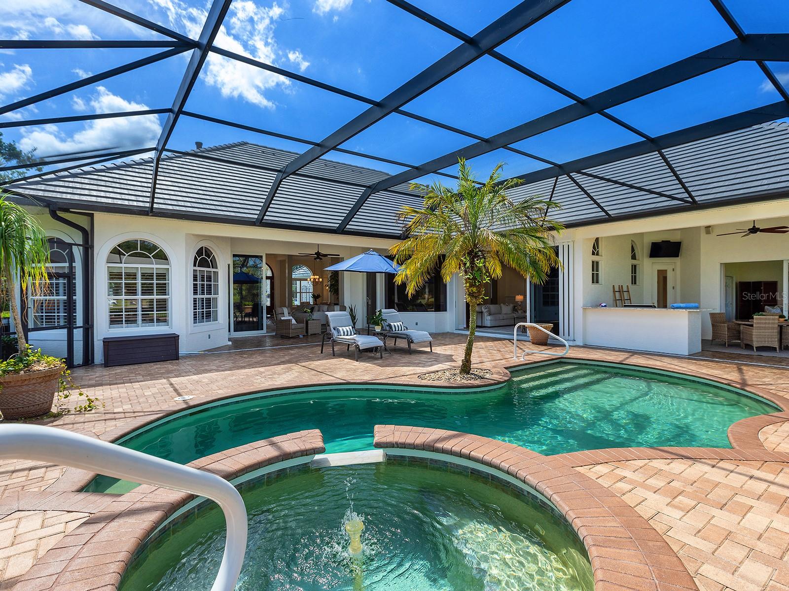 LAKEWOOD RANCH COUNTRY CLUB - Residential