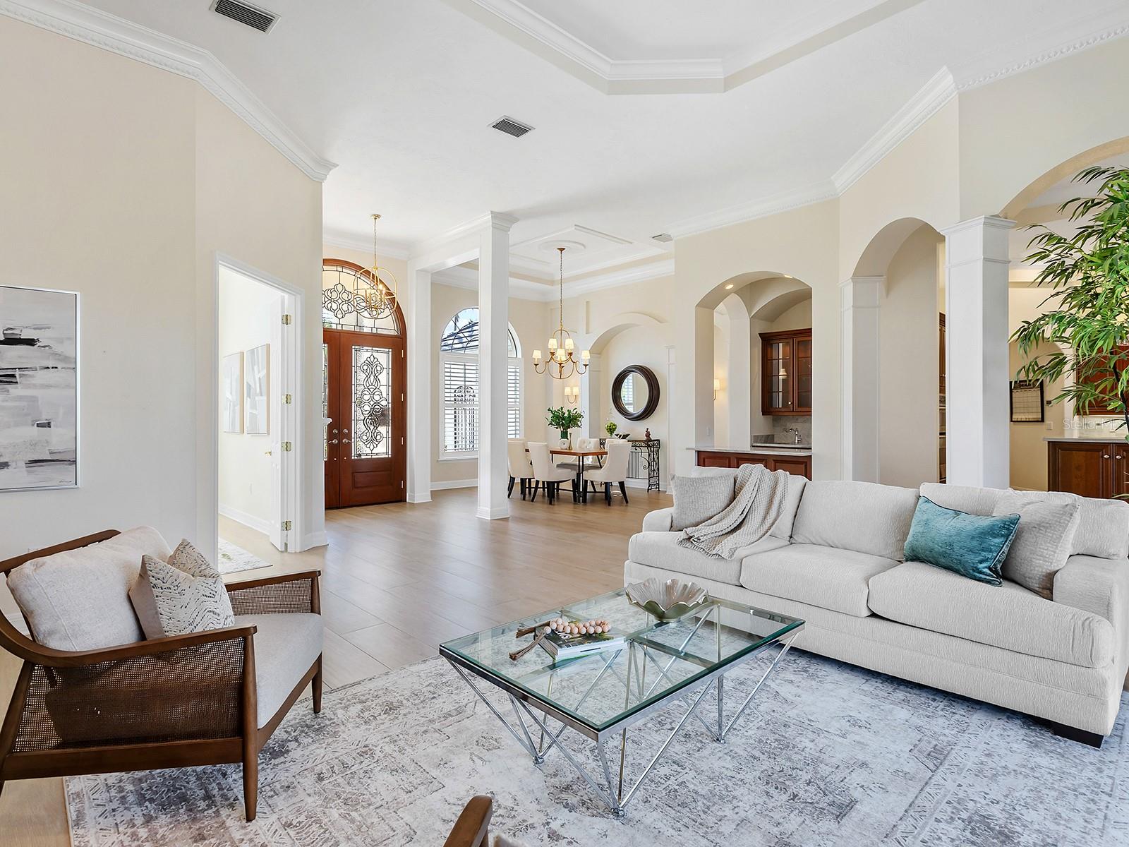 LAKEWOOD RANCH COUNTRY CLUB - Residential