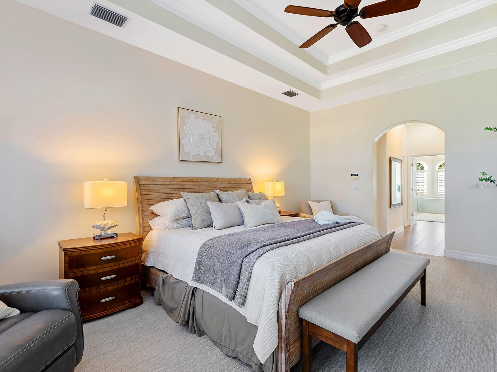 LAKEWOOD RANCH COUNTRY CLUB - Residential