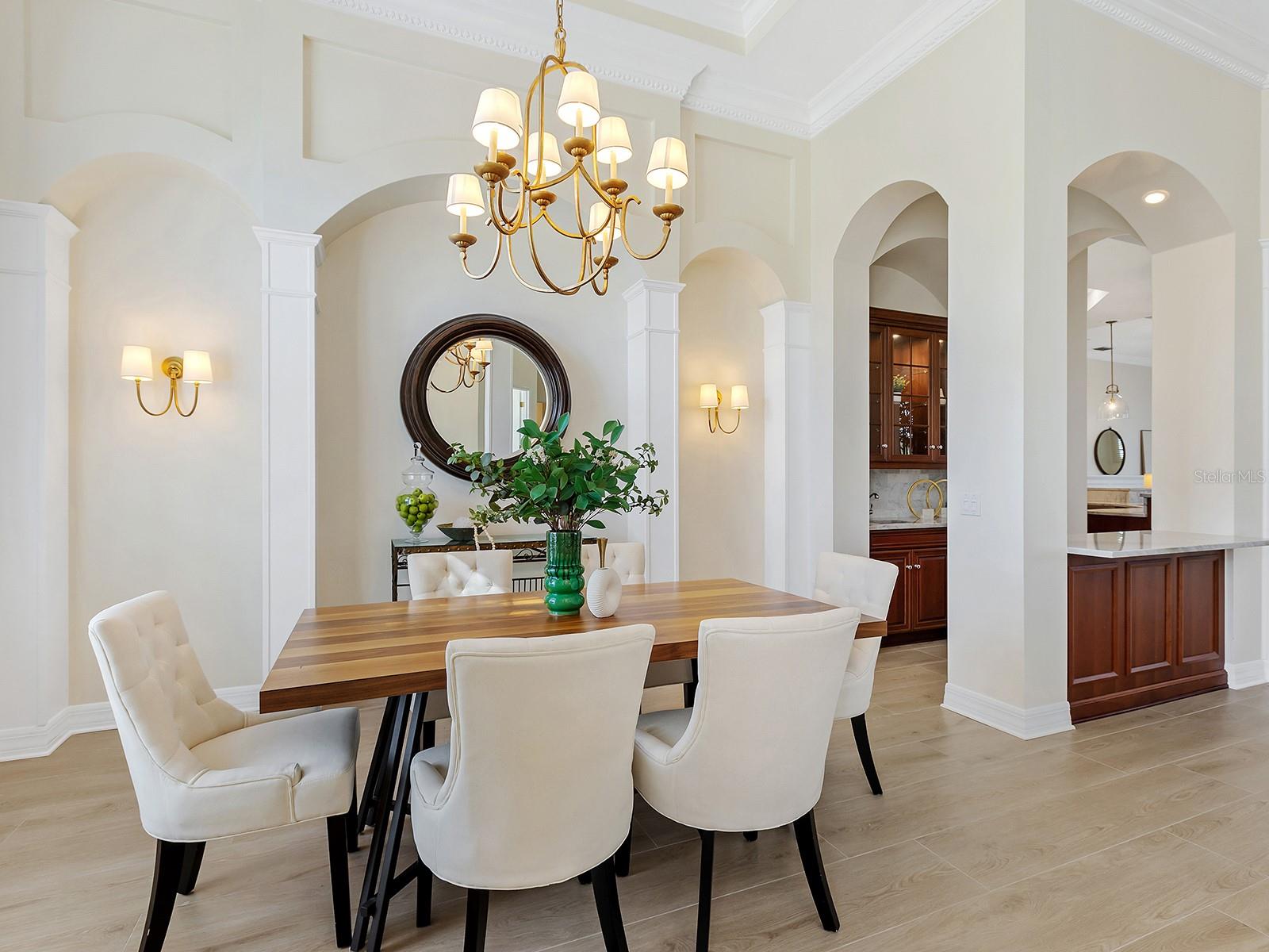 LAKEWOOD RANCH COUNTRY CLUB - Residential