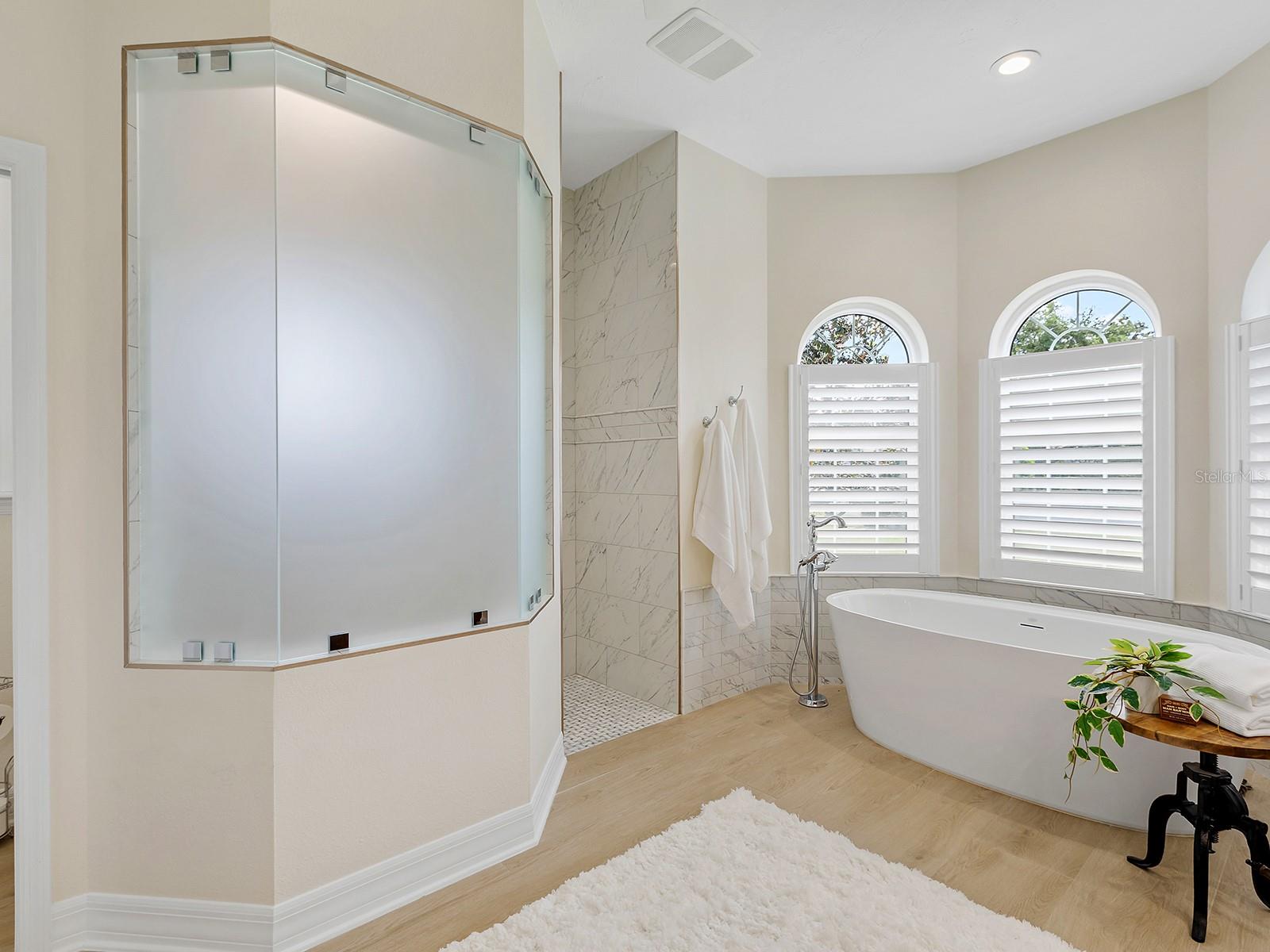 LAKEWOOD RANCH COUNTRY CLUB - Residential