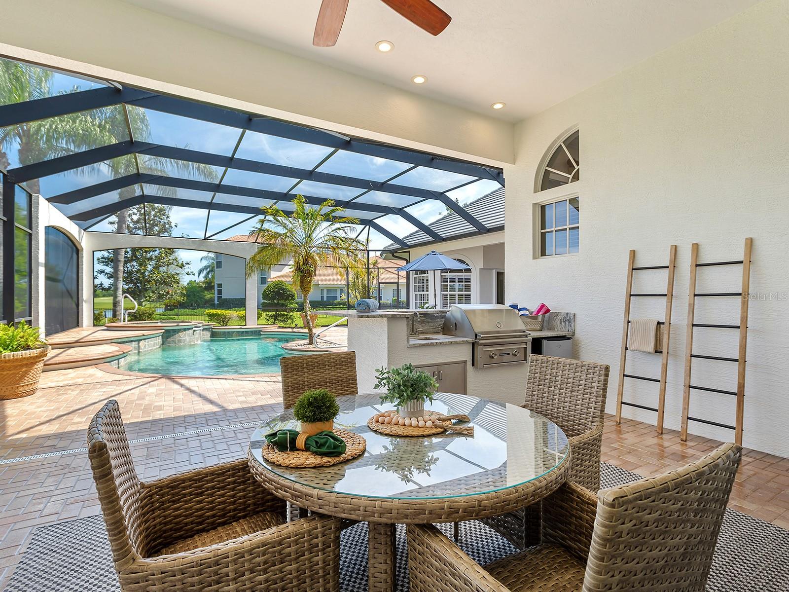 LAKEWOOD RANCH COUNTRY CLUB - Residential