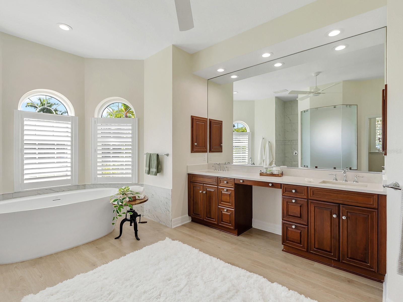 LAKEWOOD RANCH COUNTRY CLUB - Residential