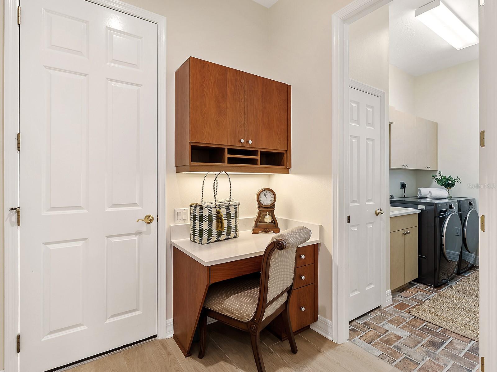 LAKEWOOD RANCH COUNTRY CLUB - Residential