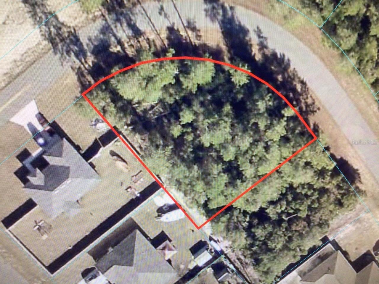GREAT LOCATION MANY NEW HOMES IN NEIGHBORHOOD PUBLIC WATER 44 FT
