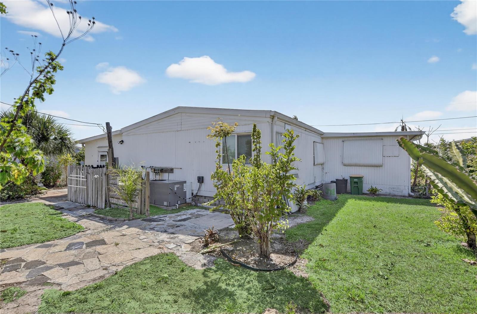 HOL MOB ESTATE 2ND ADD - Residential