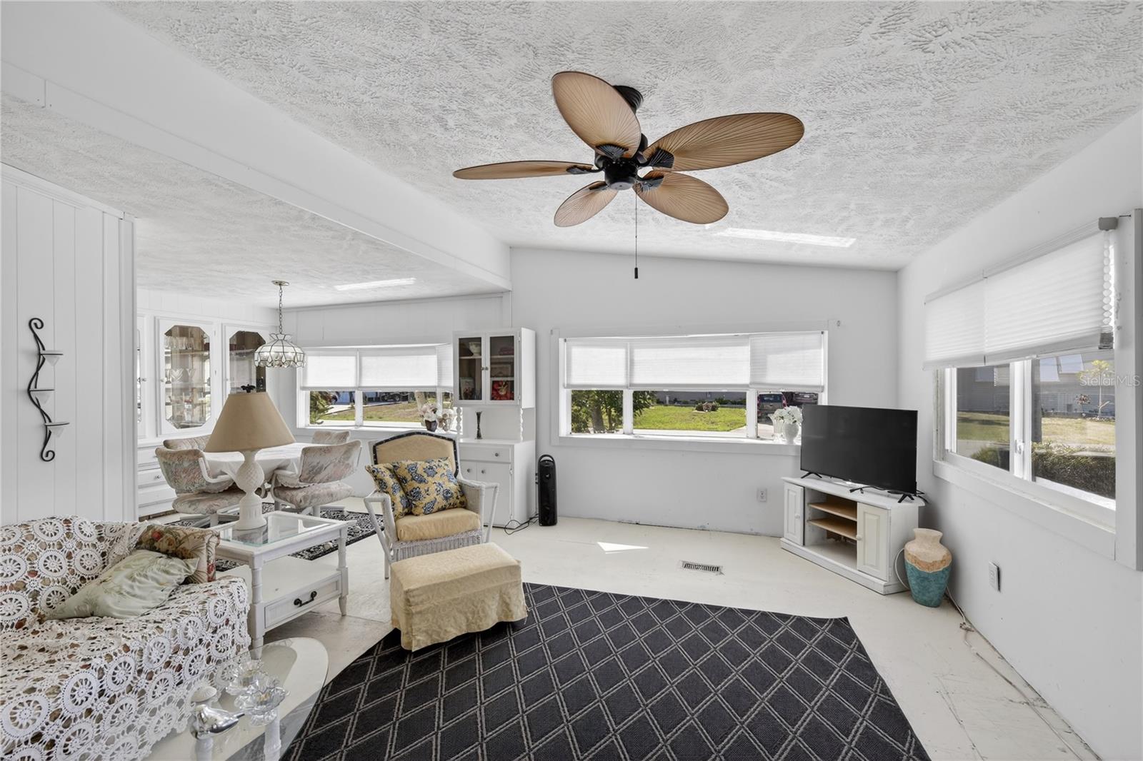 HOL MOB ESTATE 2ND ADD - Residential