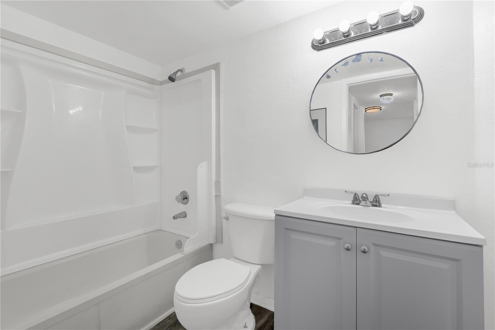 PLAZA/MILLENIUM - Residential Lease