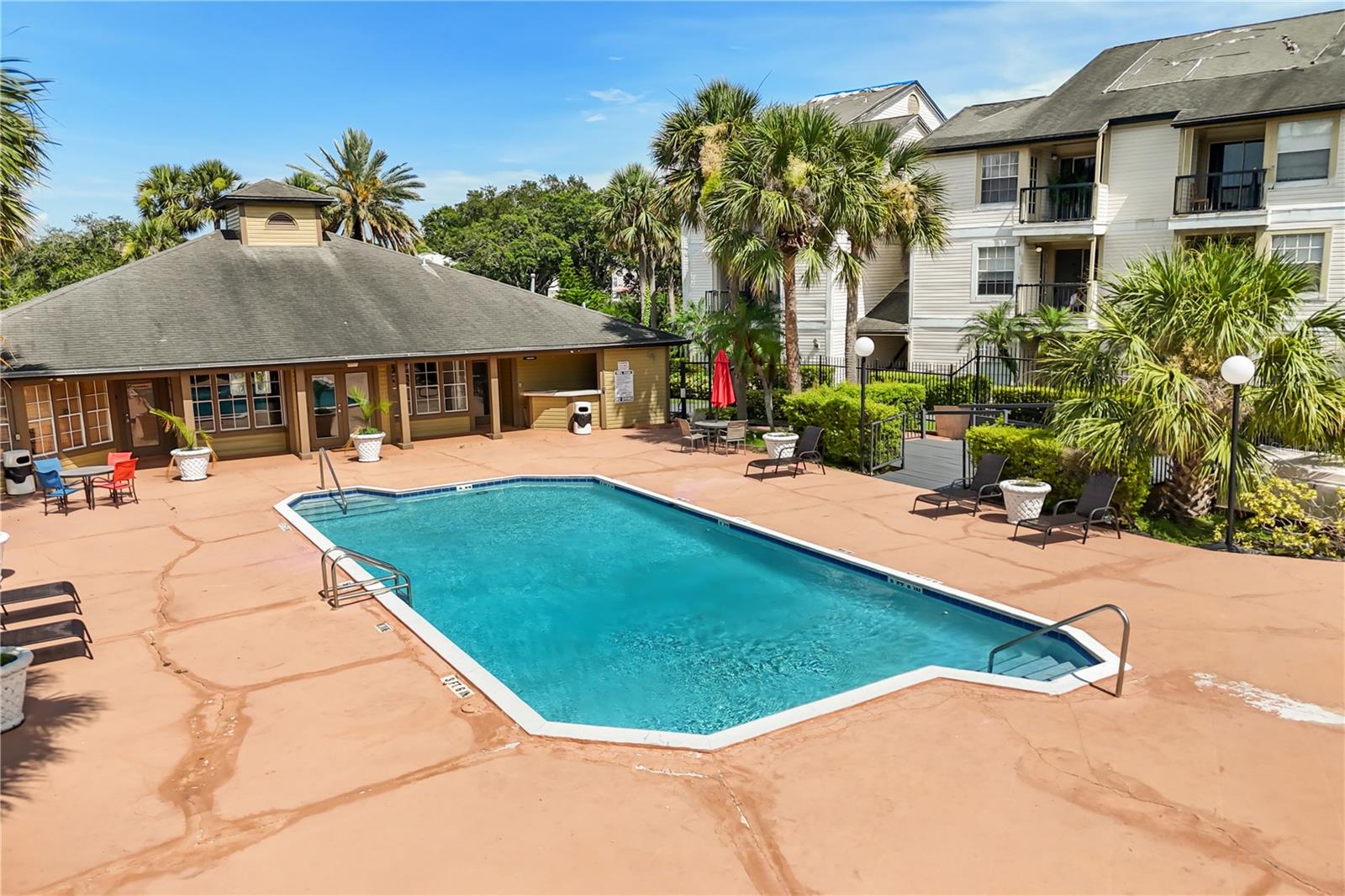 PLAZA/MILLENIUM - Residential Lease