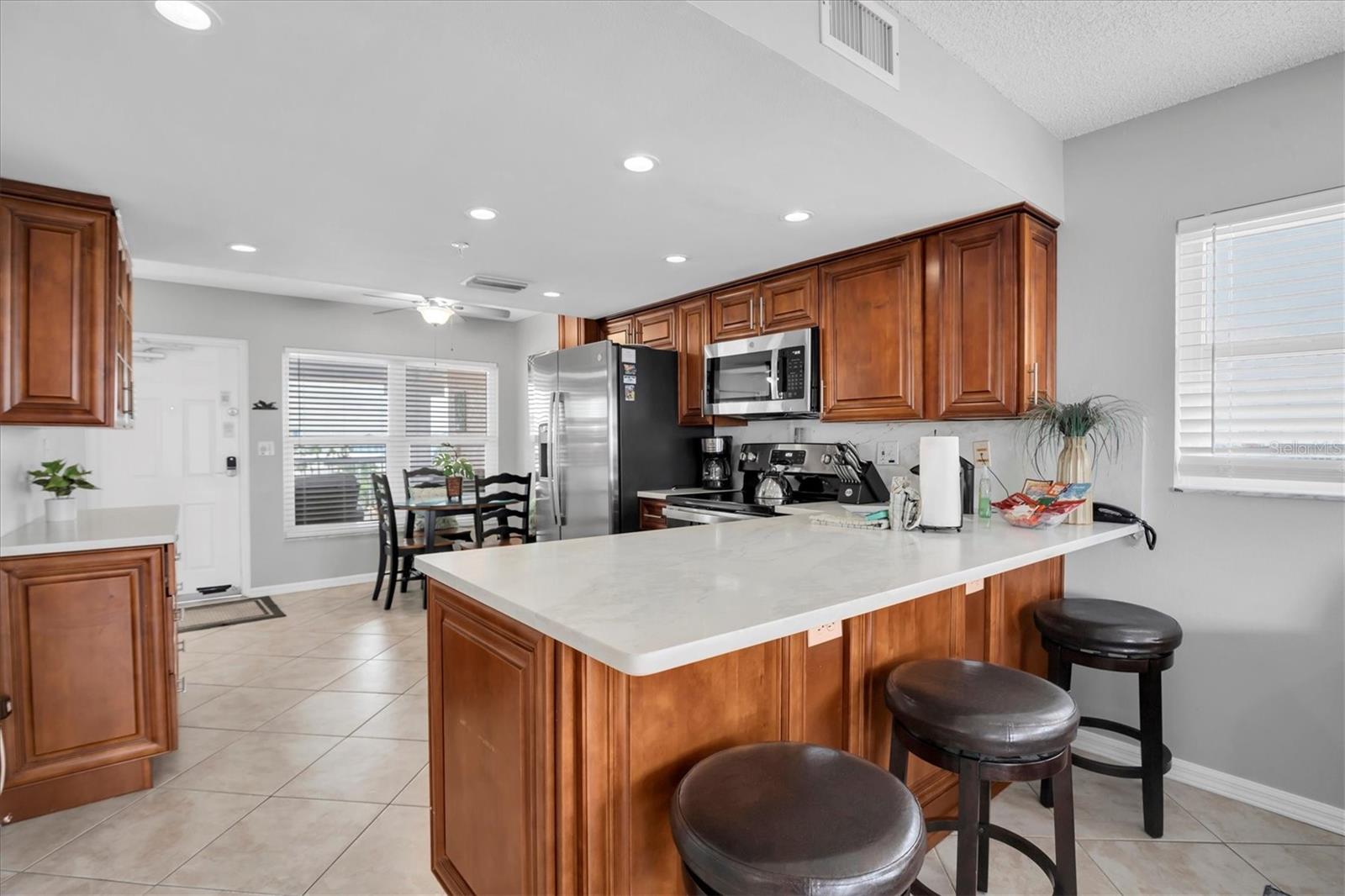 SUNRISE RESORT ON ST PETE BEACH CONDO - Residential