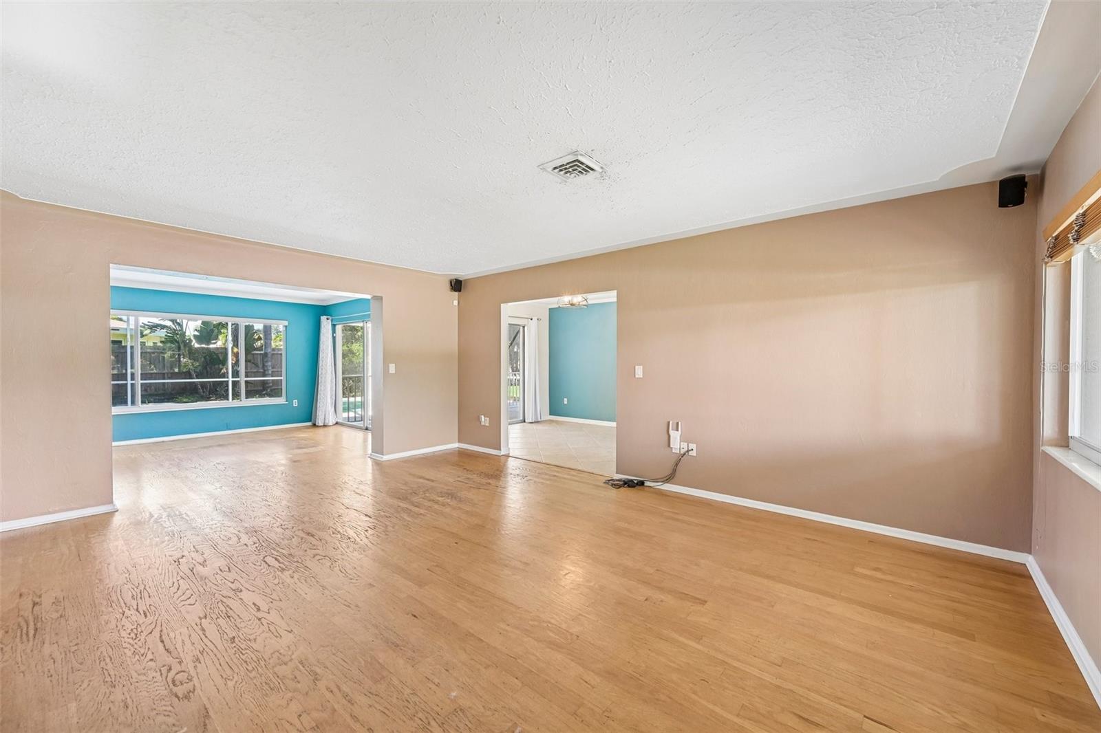 2400 S BRINK AVENUE