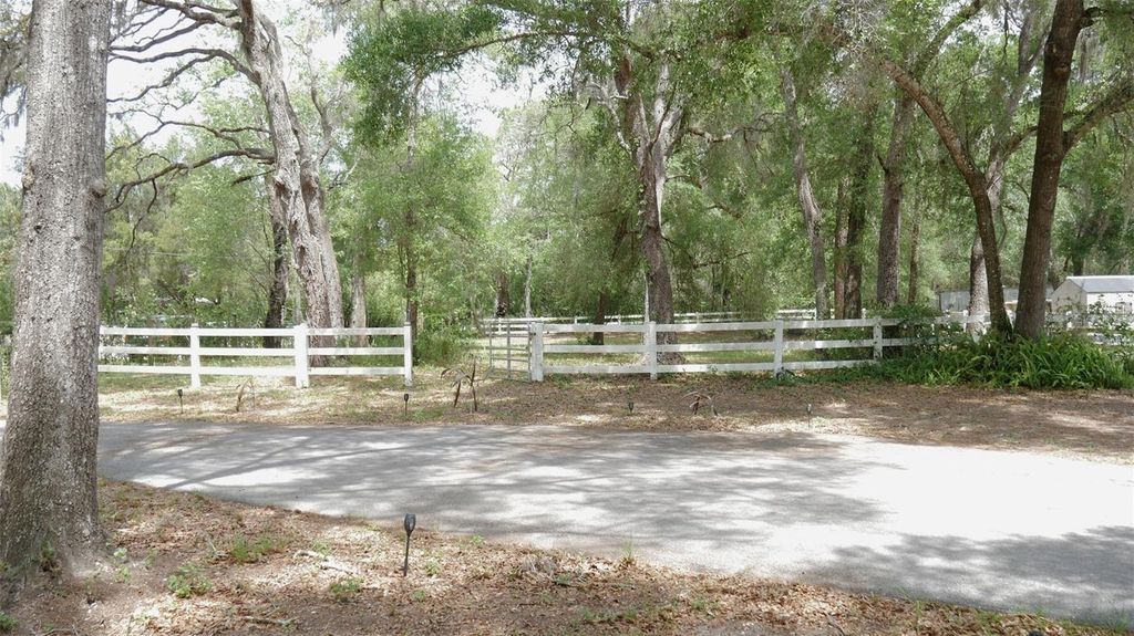 Photo of 17622 Caufield Road, Spring Hill, FL 34610 (MLS # W7884777)
