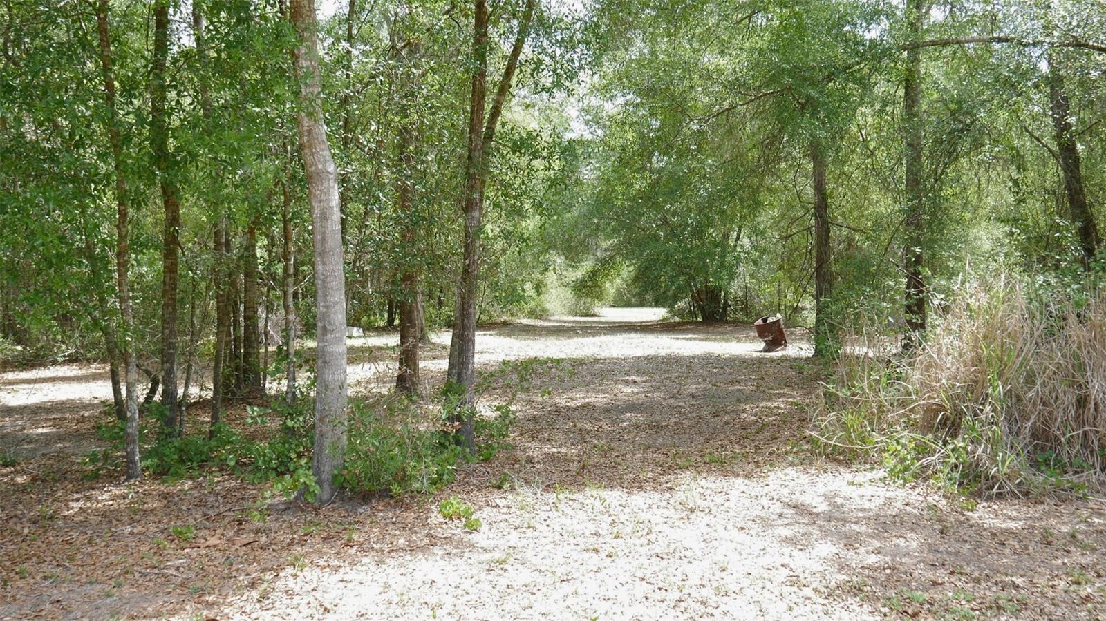 ACREAGE & UNREC - Land