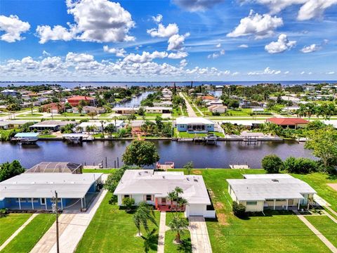 A home in PORT CHARLOTTE