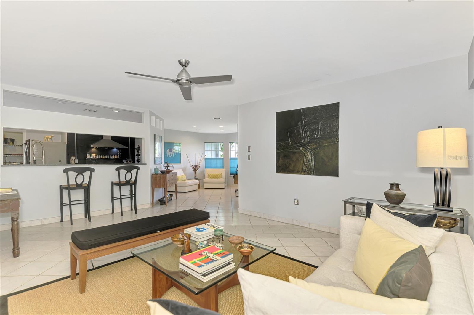 1476 BEACH MANOR UNIT 3 - Residential