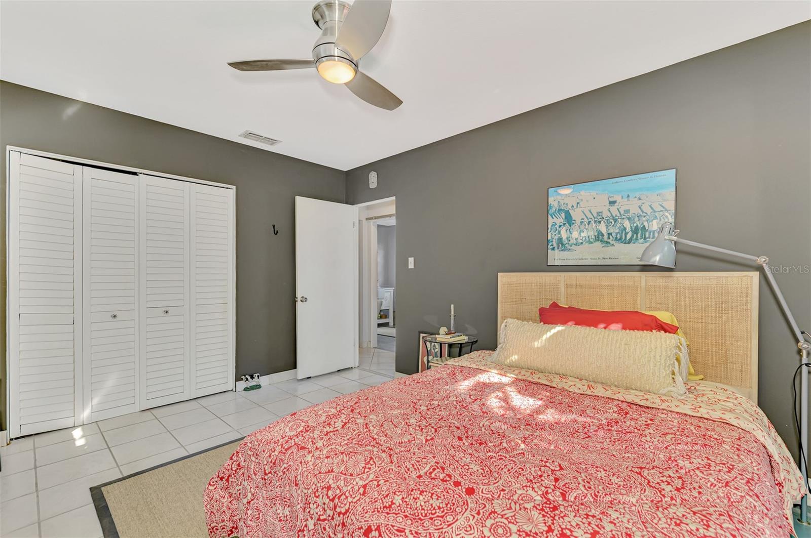 1476 BEACH MANOR UNIT 3 - Residential