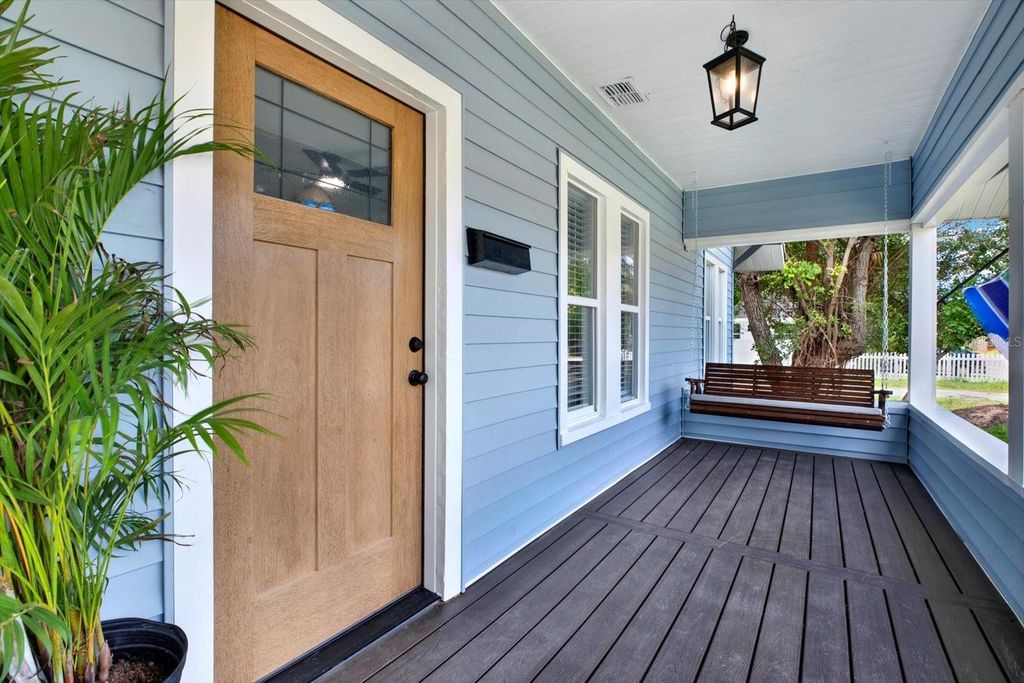 Photo of 916 11th Avenue S, St Petersburg, FL 33705 (MLS # TB8427974)