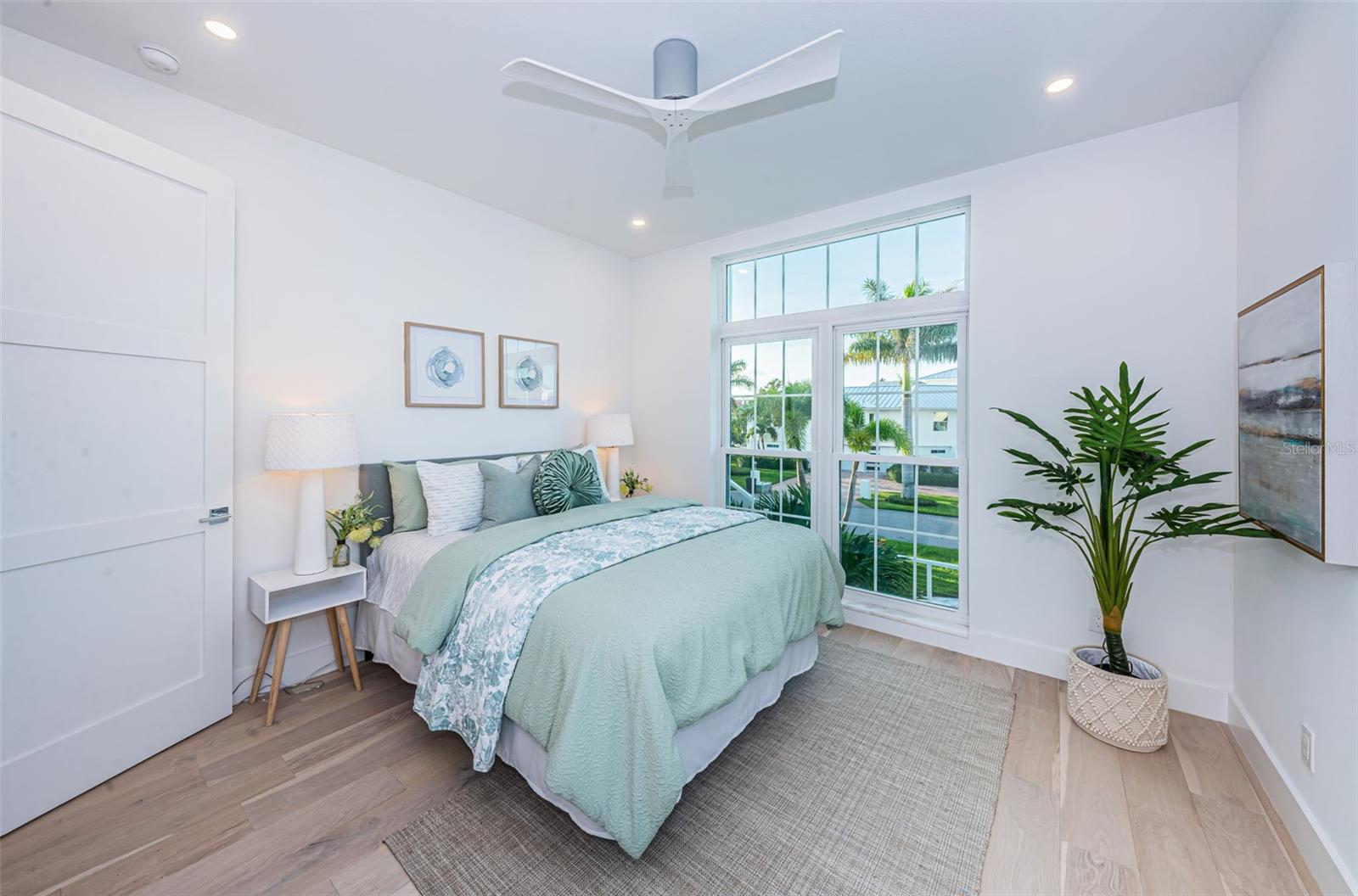 TIERRA VERDE UNIT 1 1ST REP - Residential