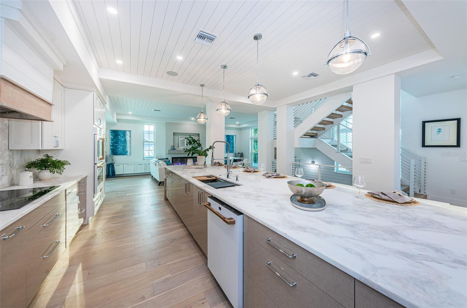 TIERRA VERDE UNIT 1 1ST REP - Residential