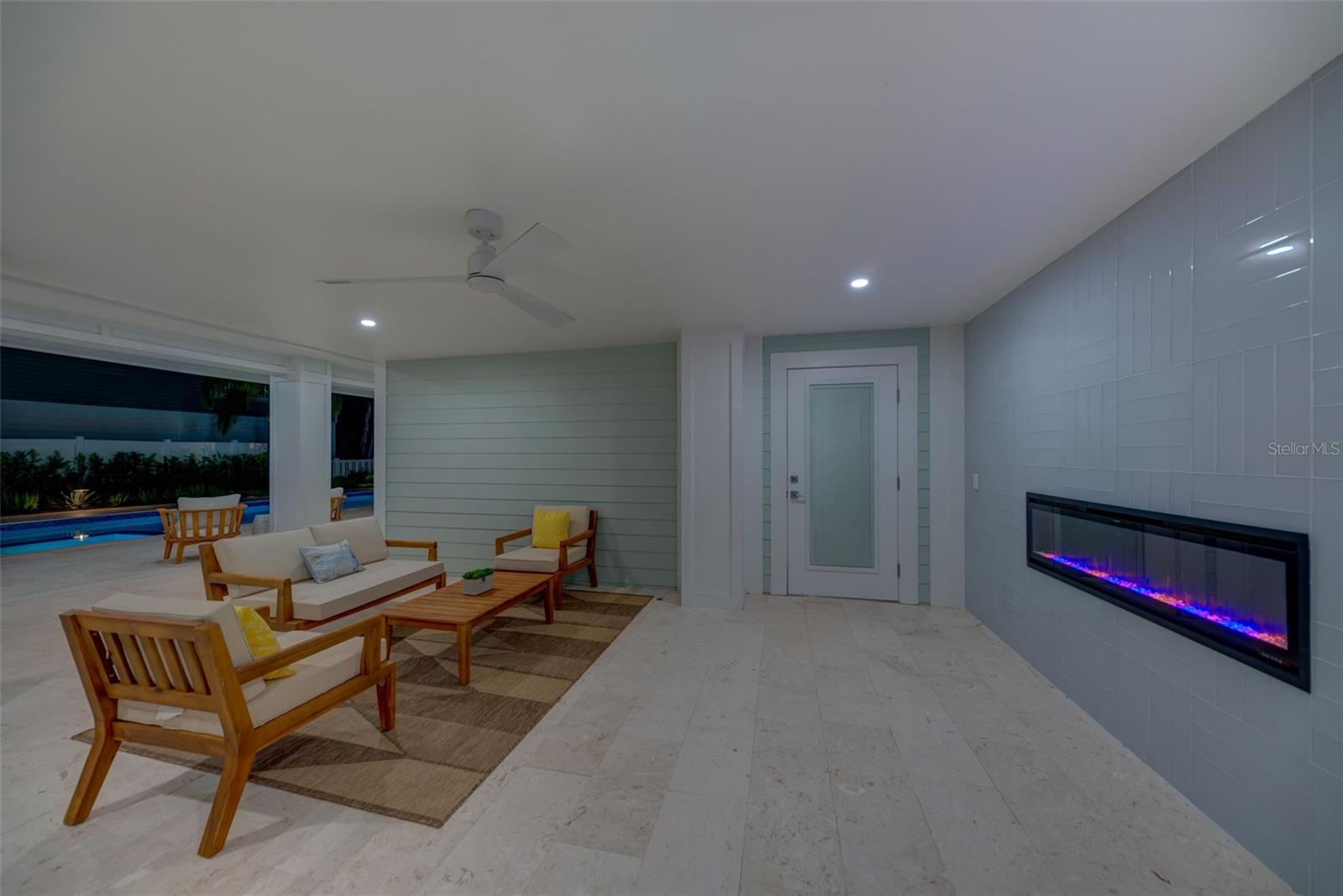 TIERRA VERDE UNIT 1 1ST REP - Residential