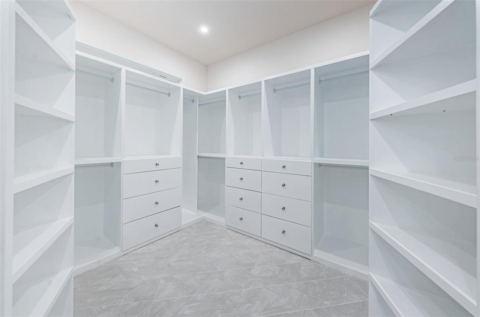 TIERRA VERDE UNIT 1 1ST REP - Residential