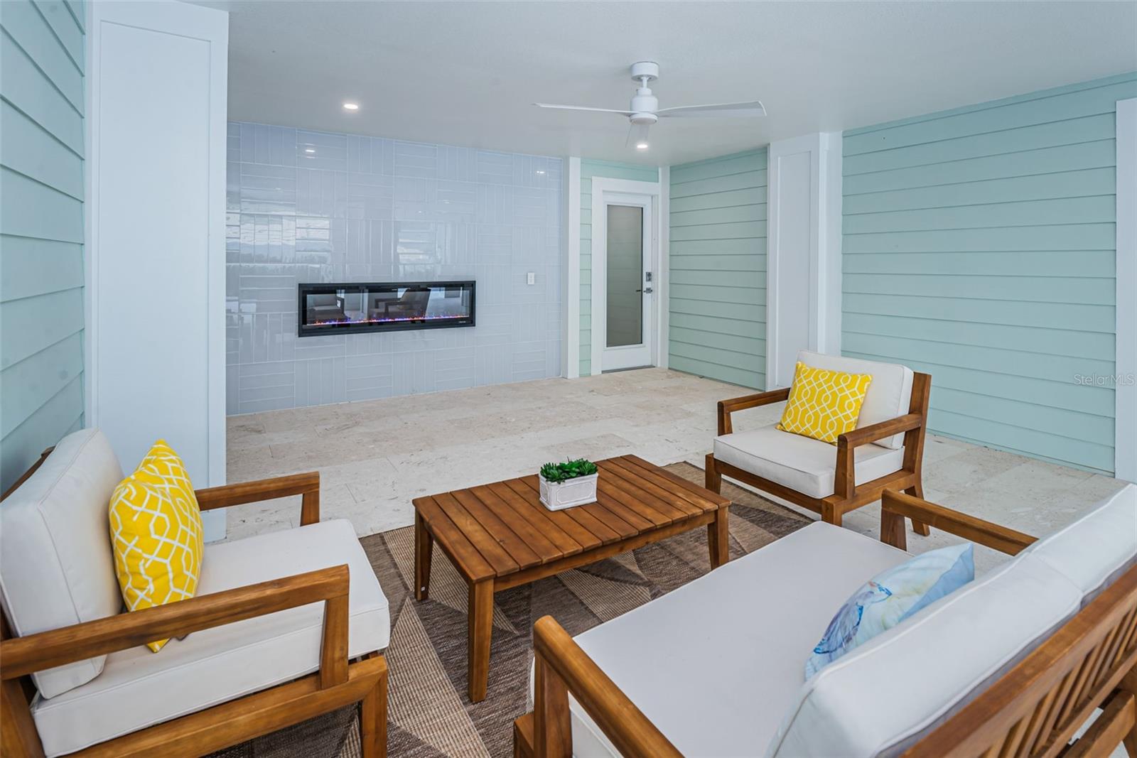 TIERRA VERDE UNIT 1 1ST REP - Residential