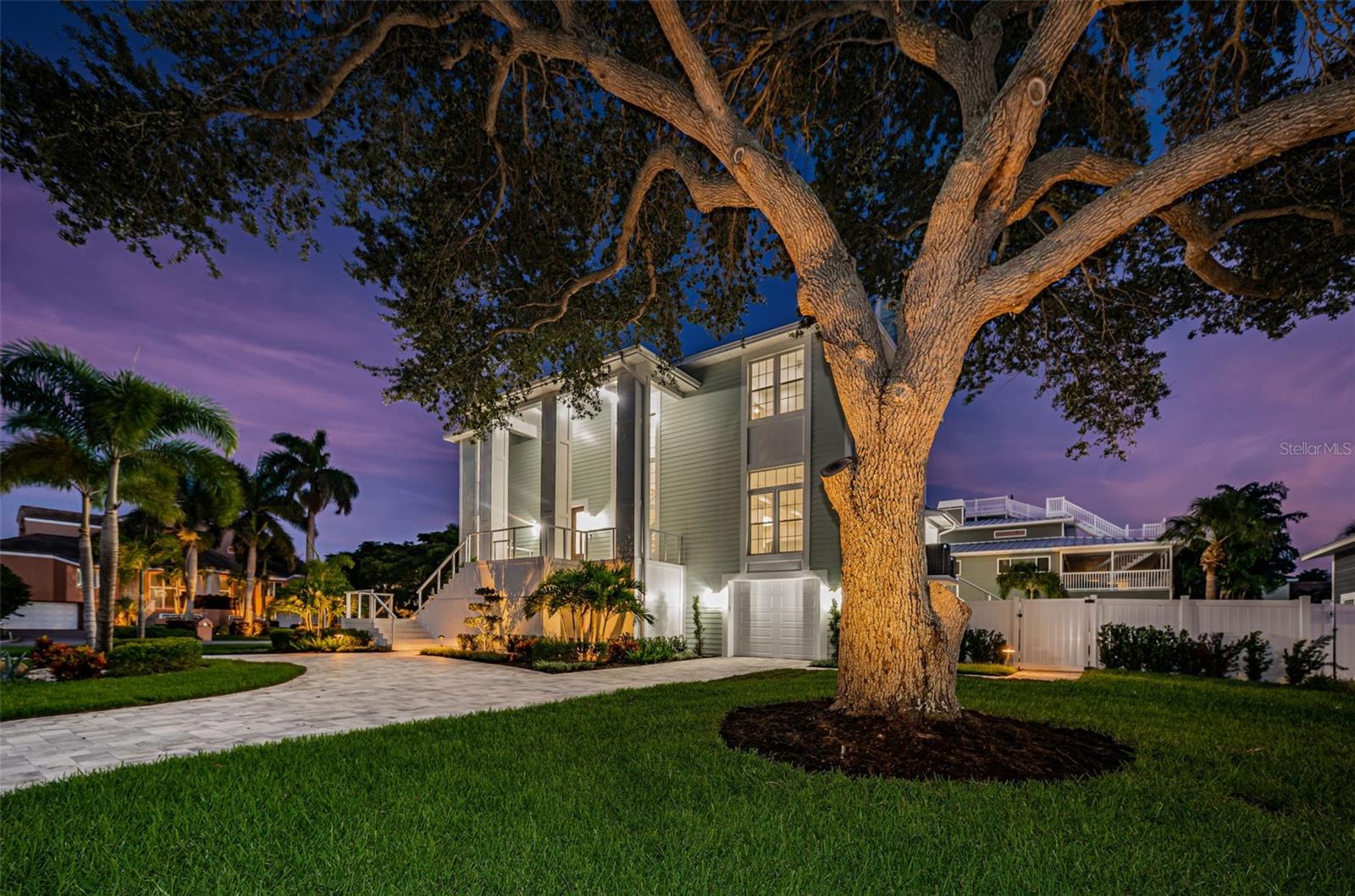 TIERRA VERDE UNIT 1 1ST REP - Residential