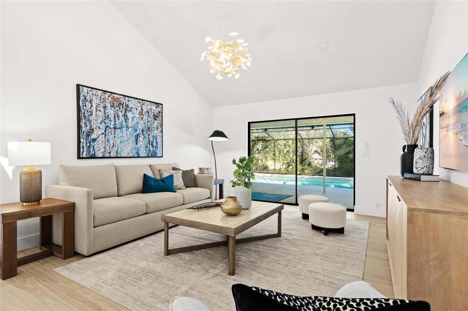 COUNTRY PLACE - Residential