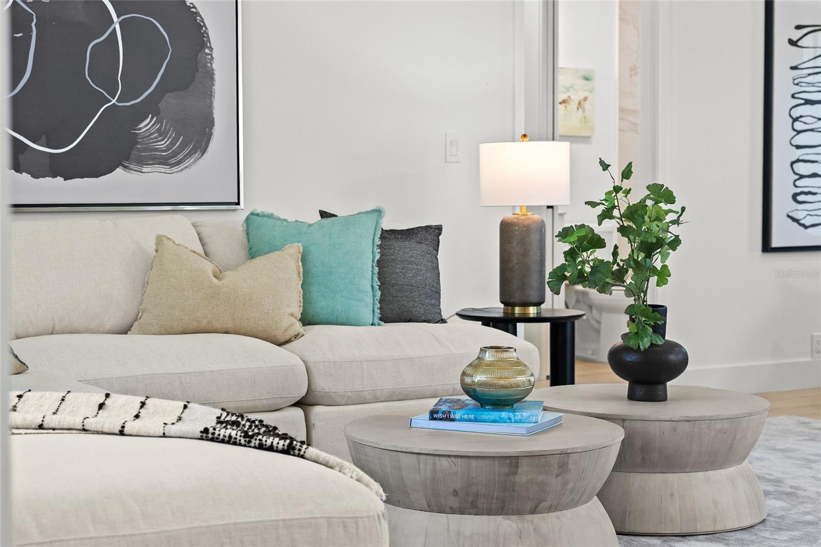 COUNTRY PLACE - Residential