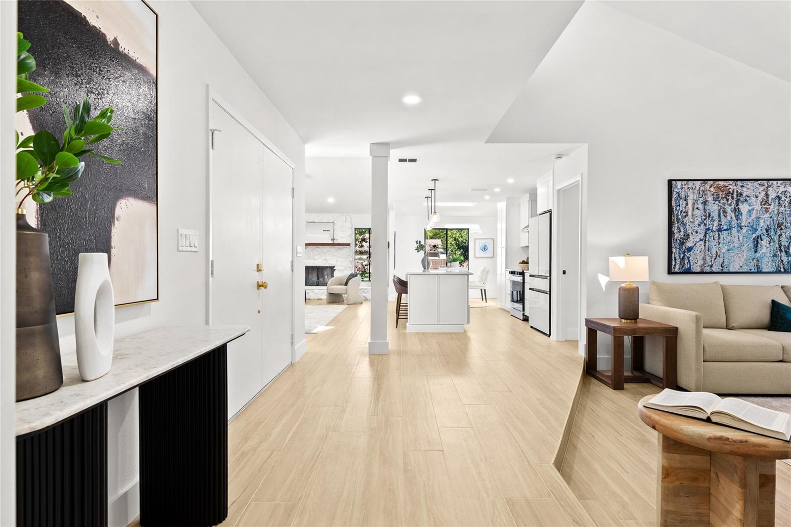 COUNTRY PLACE - Residential