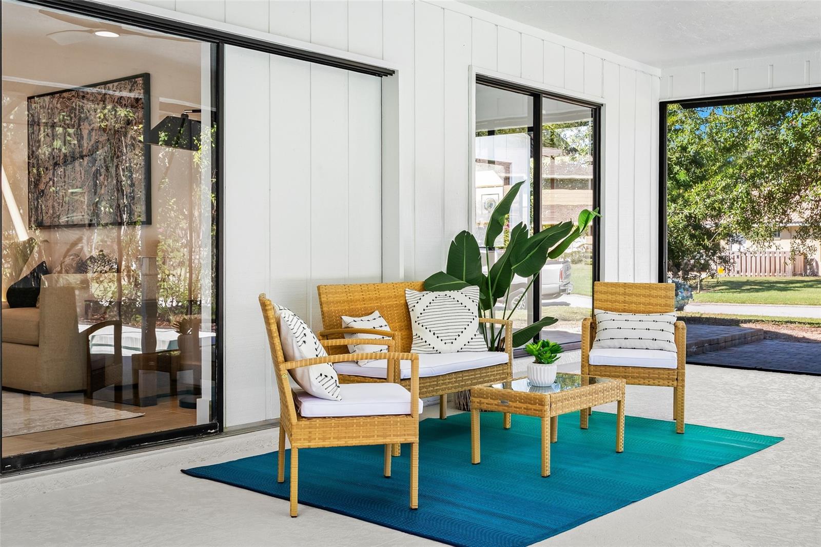 COUNTRY PLACE - Residential