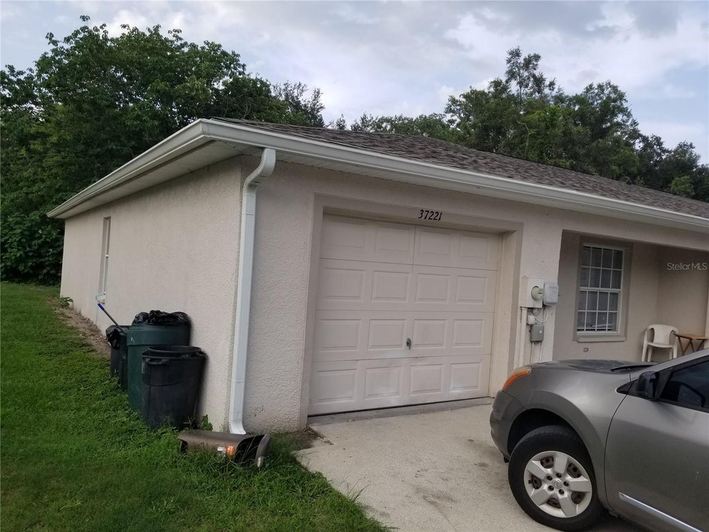 Photo of 37221 Grassy Hill Lane, Dade City, FL 33525 (MLS # TB8543937)