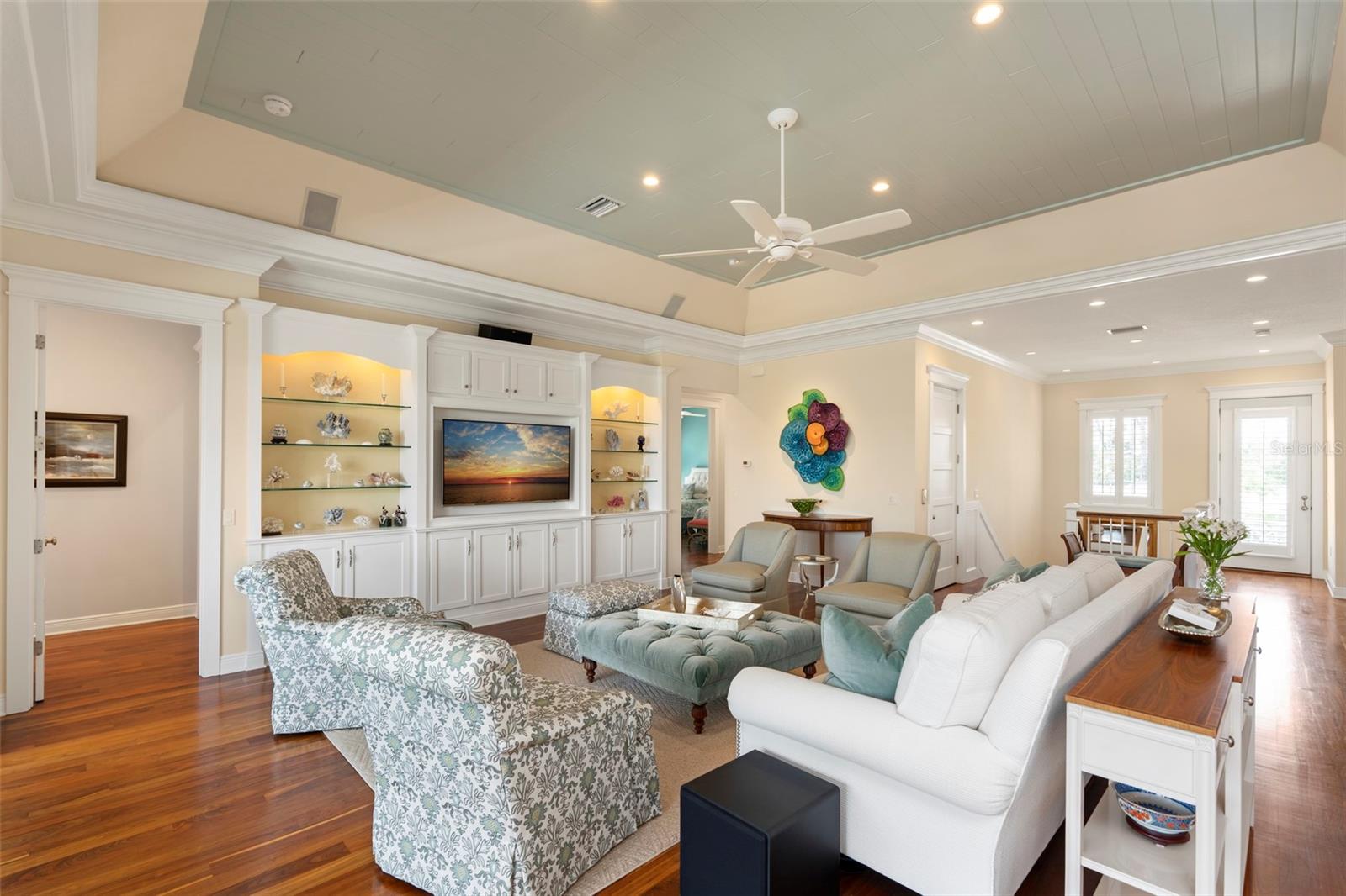 BUTTONWOOD HARBOUR - Residential