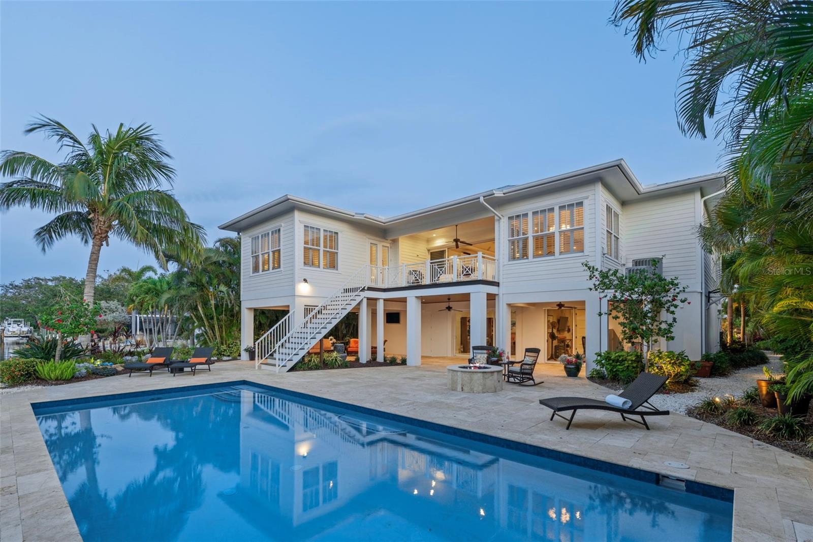 BUTTONWOOD HARBOUR - Residential