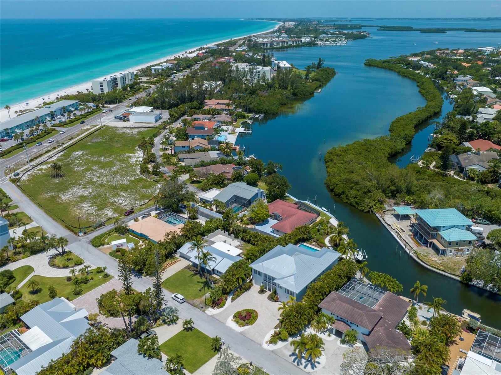 BUTTONWOOD HARBOUR - Residential