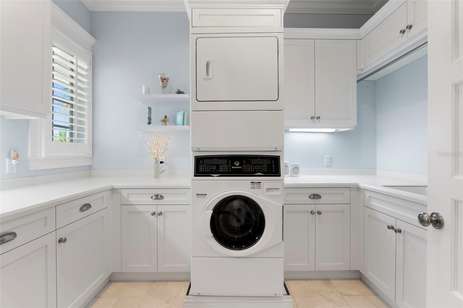 BUTTONWOOD HARBOUR - Residential