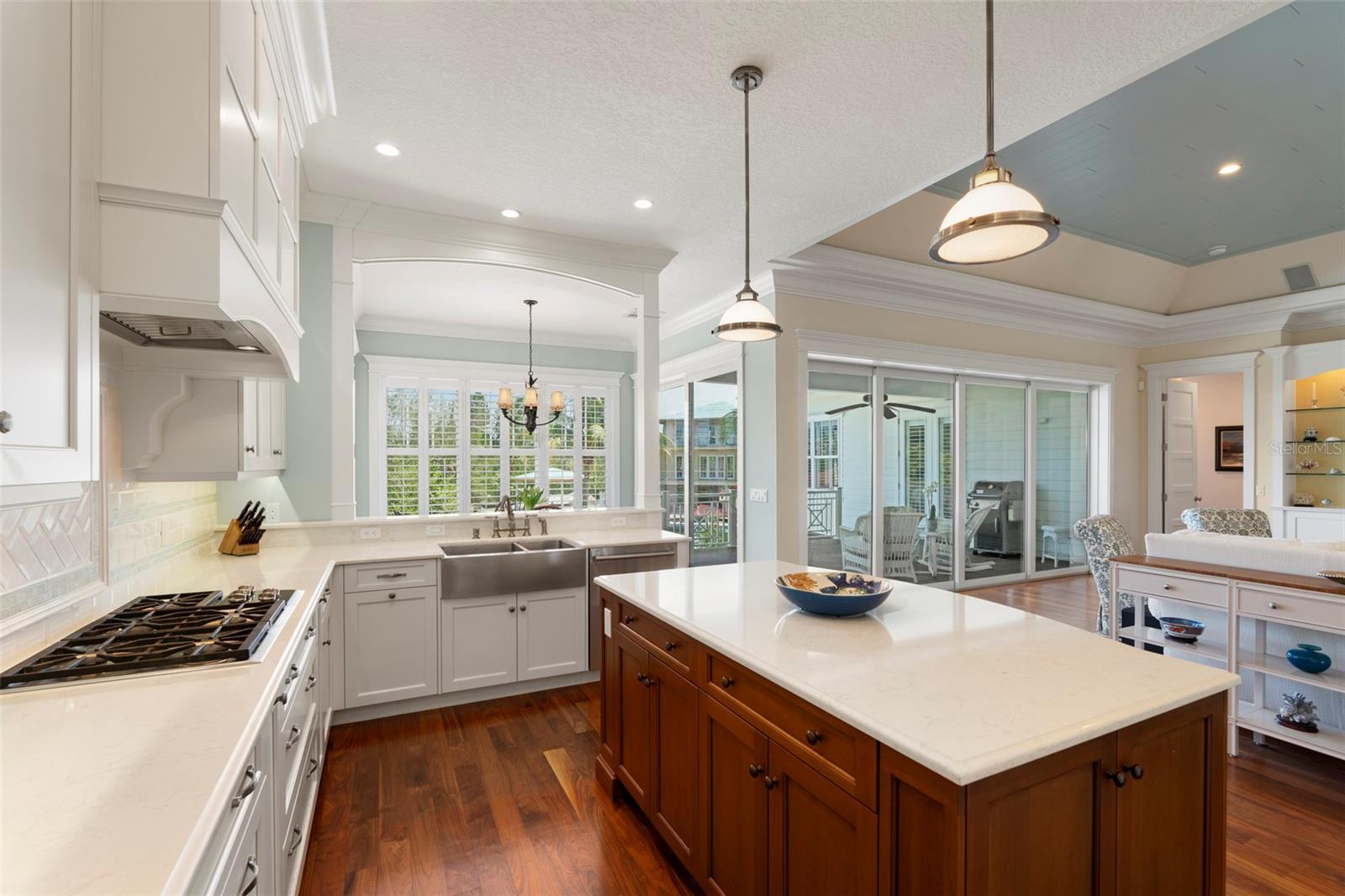 BUTTONWOOD HARBOUR - Residential