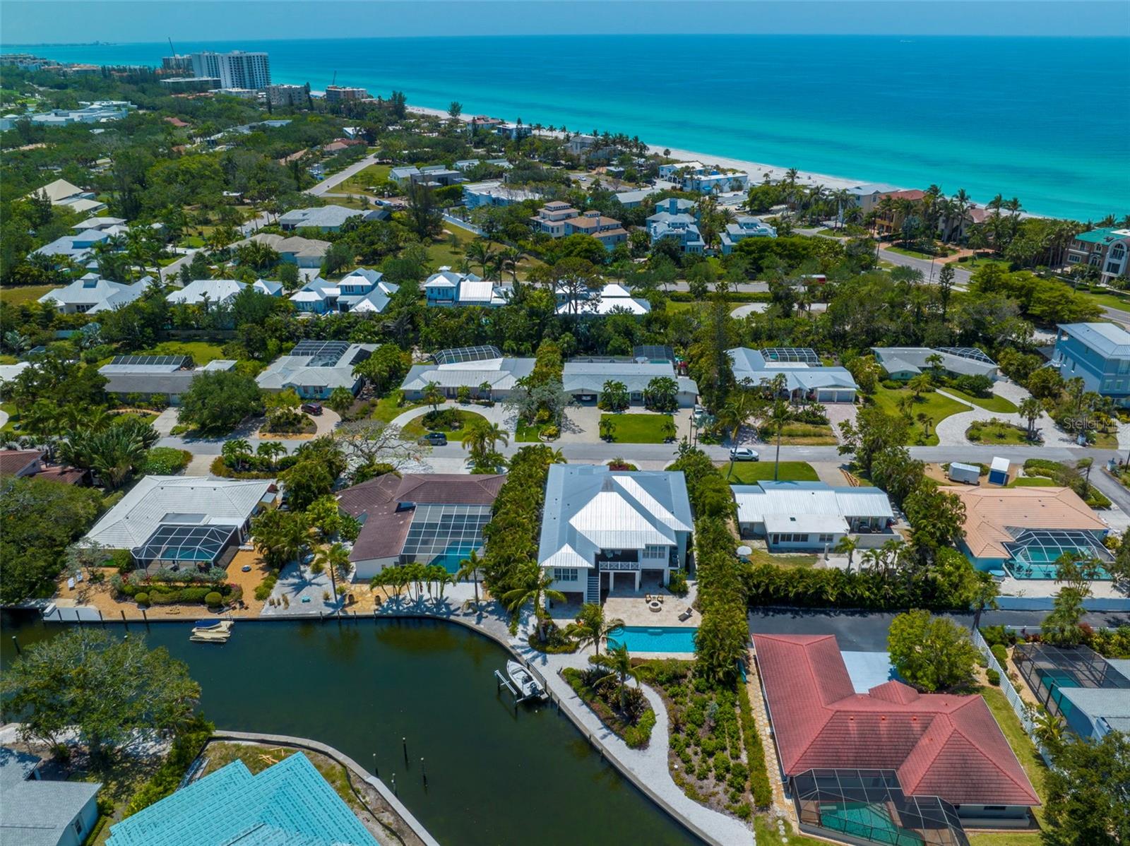 BUTTONWOOD HARBOUR - Residential