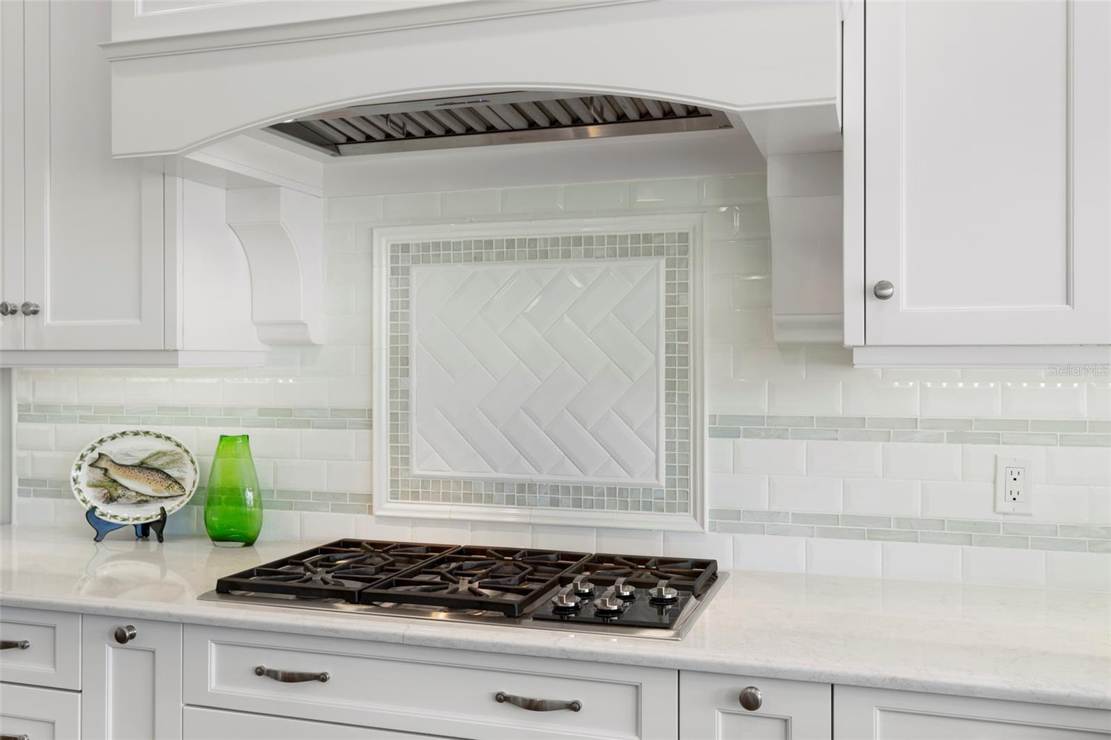 BUTTONWOOD HARBOUR - Residential