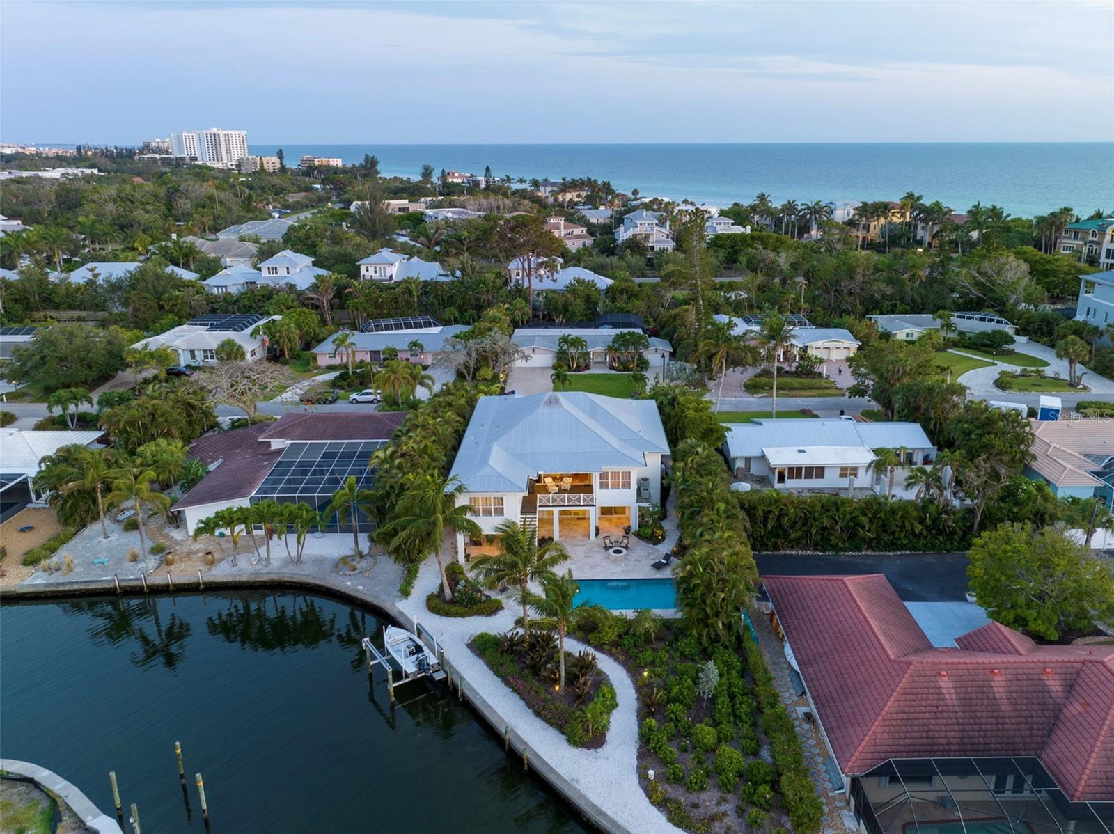 BUTTONWOOD HARBOUR - Residential