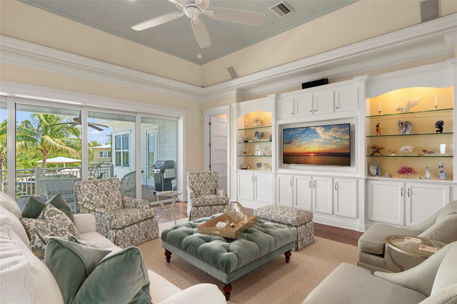 BUTTONWOOD HARBOUR - Residential