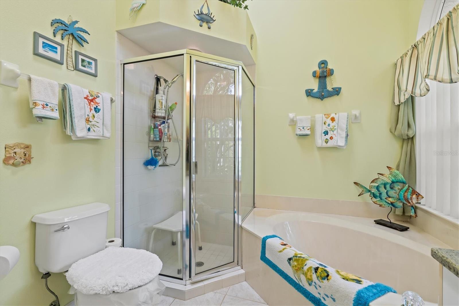 LONGWOOD VILLAS - Residential